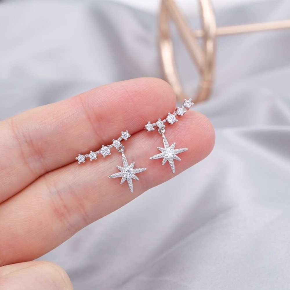925 Silver Post CZ Diamond Six-Pointed Star Stud Earrings for Women - Picture 1 of 4